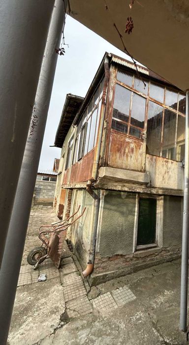 Къща за основен ремонт в гр.Кнежа - 87кв.м. + двор, отлична цена