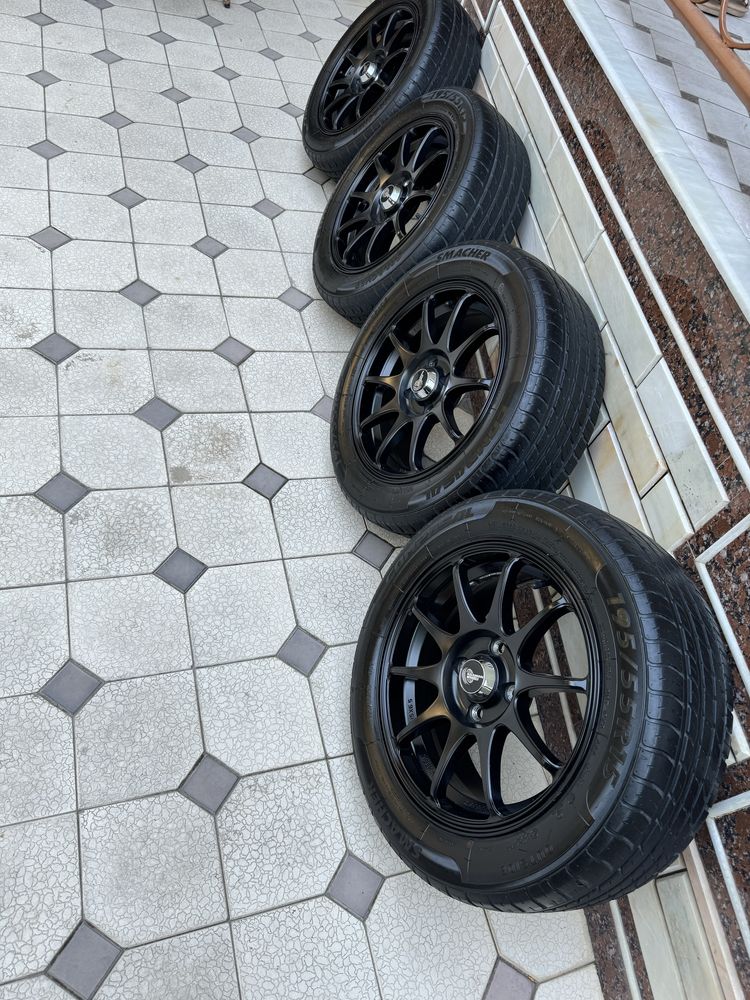 R-15 Sport Енгил диска балон.