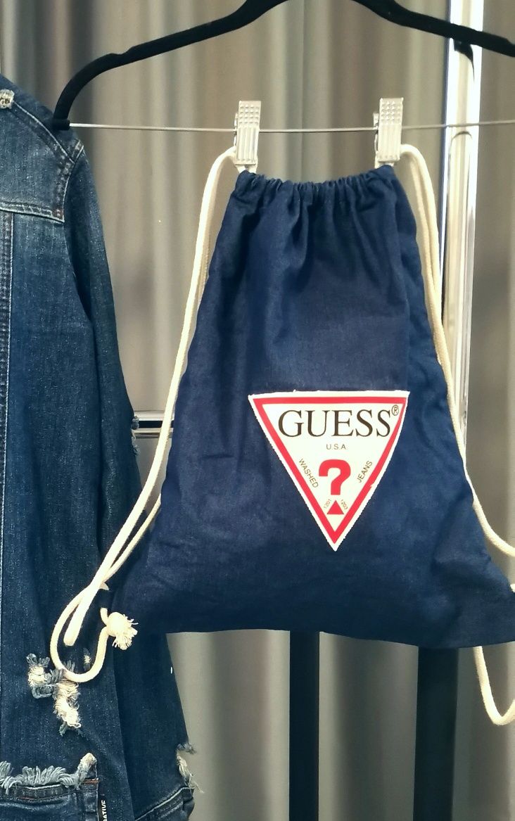Раница тип мешка на Guess