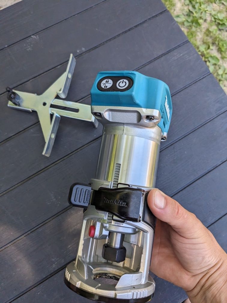 Freză Makita 18V Brushless 2024.11