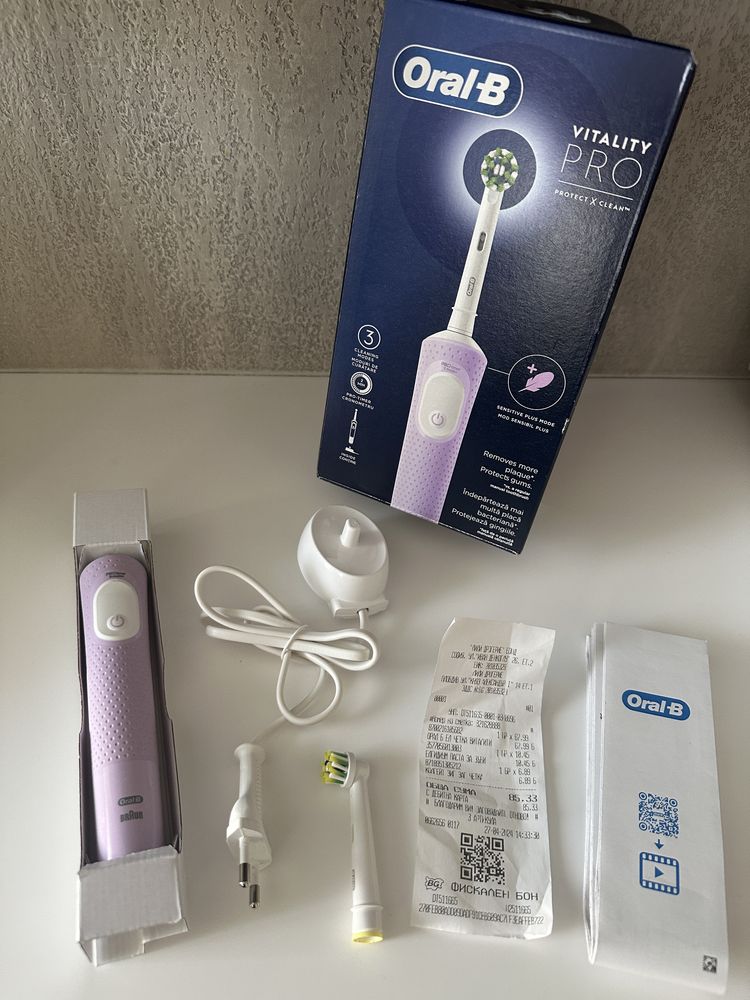 Четка за зъби Oral B