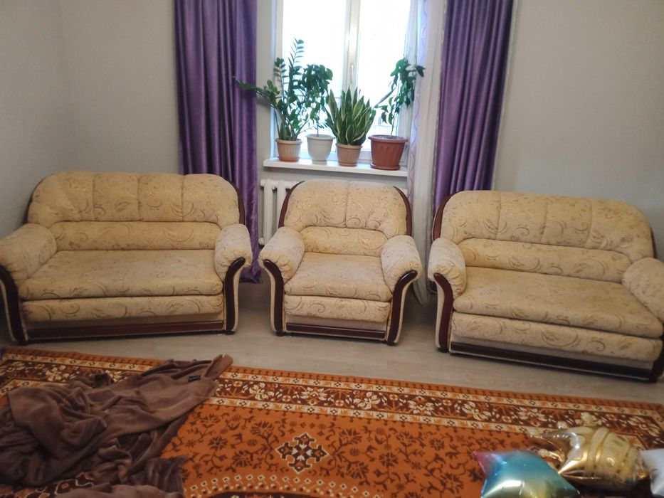 Набор мягкой мебели