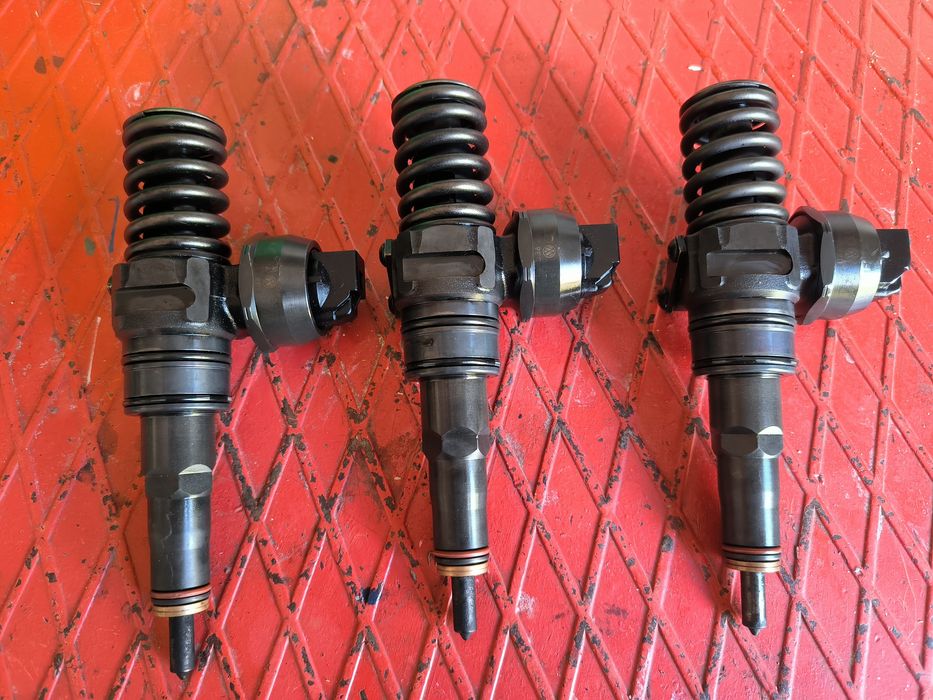 Injector, injectoare vw 1.9 Touran passat B6 golf 5 Skoda Audi A4 seat