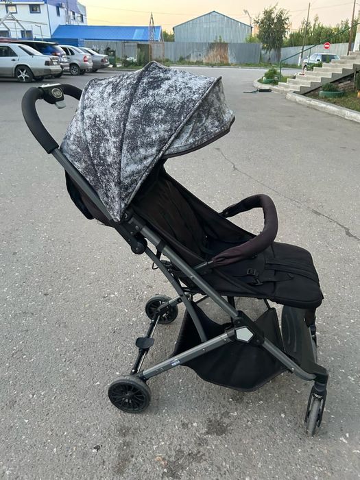 Продам срочно коляску