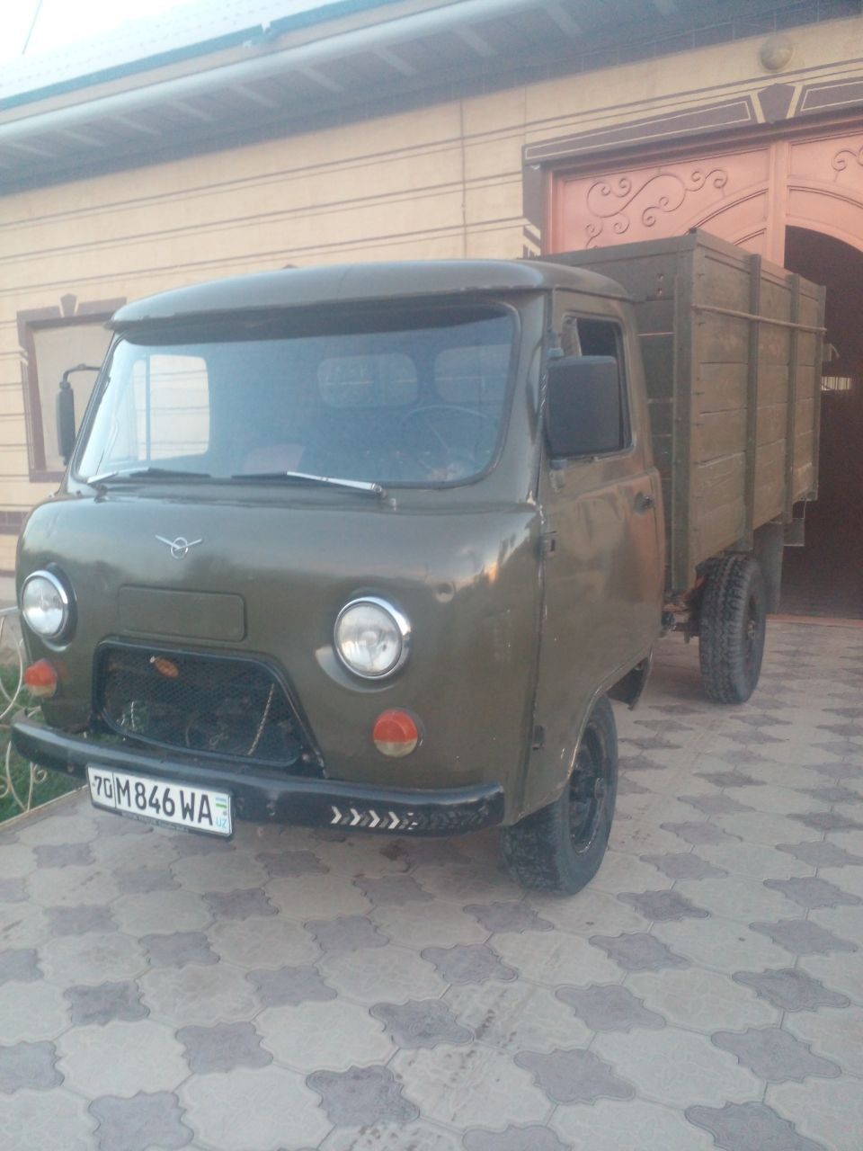 Uaz yuk mashinasi