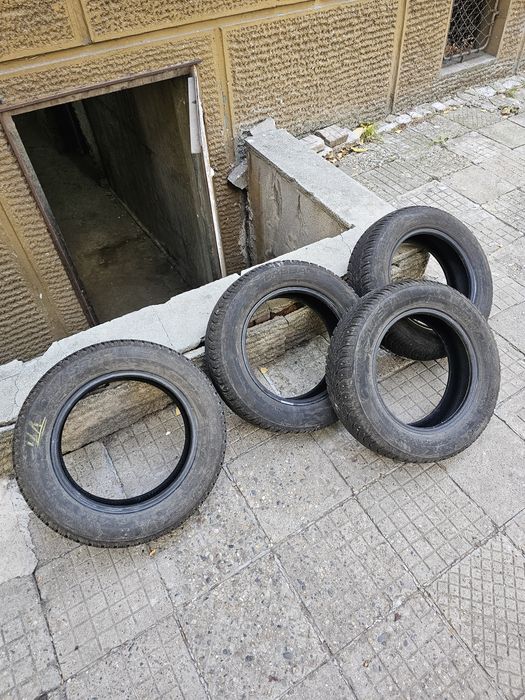 Зимни гуми 4бр. LASSA 175/65R14 82T