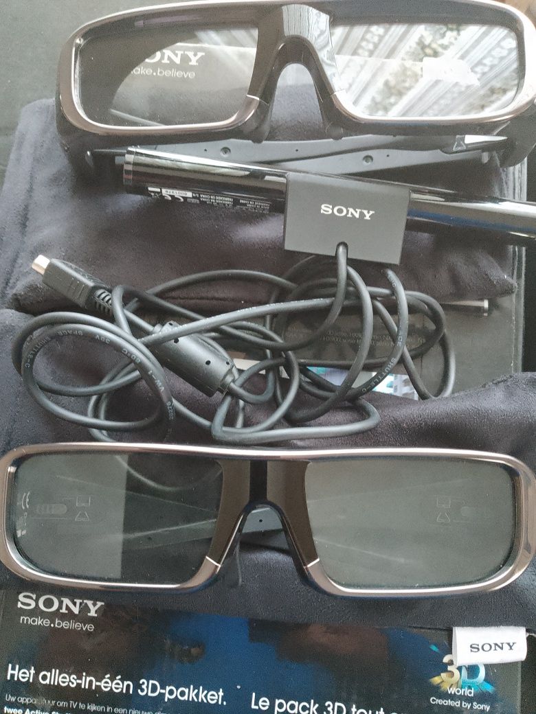 Sony -комплект 3D очила и трансмитер