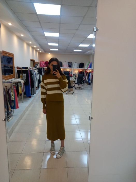 Ishlab chiqarish tekstil kiyimlar optom narxda