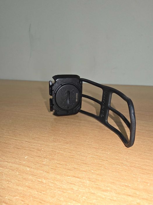 Garmin сензори за скорост и каданс