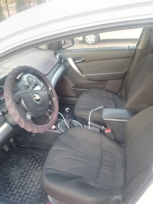 Нексия 3 в отличном состоянии своя