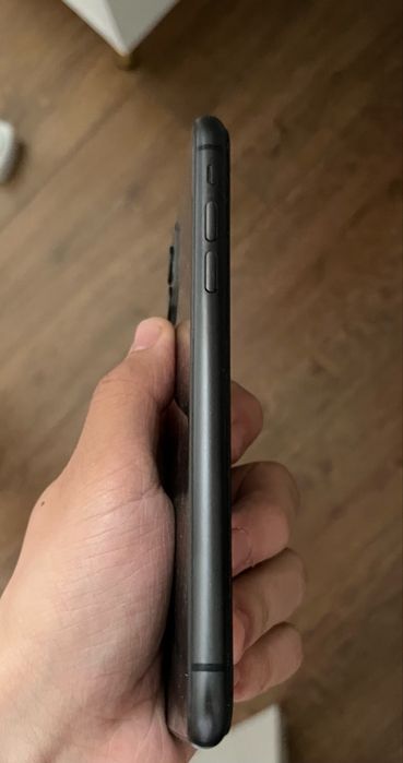 Iphone 11,не был в ремонте.