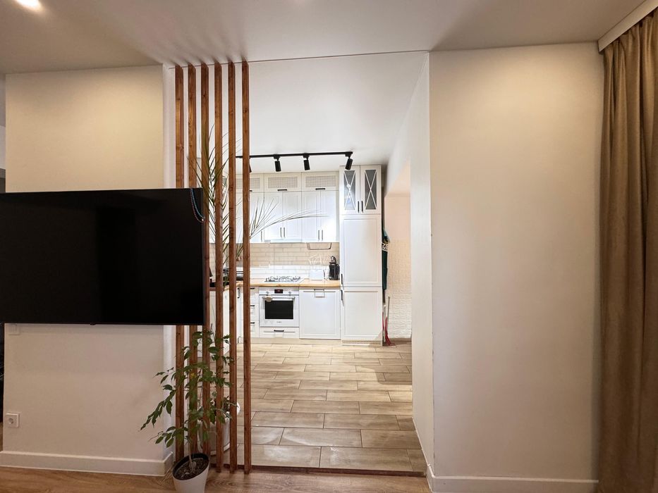 Продам 4-х комн. квартиру