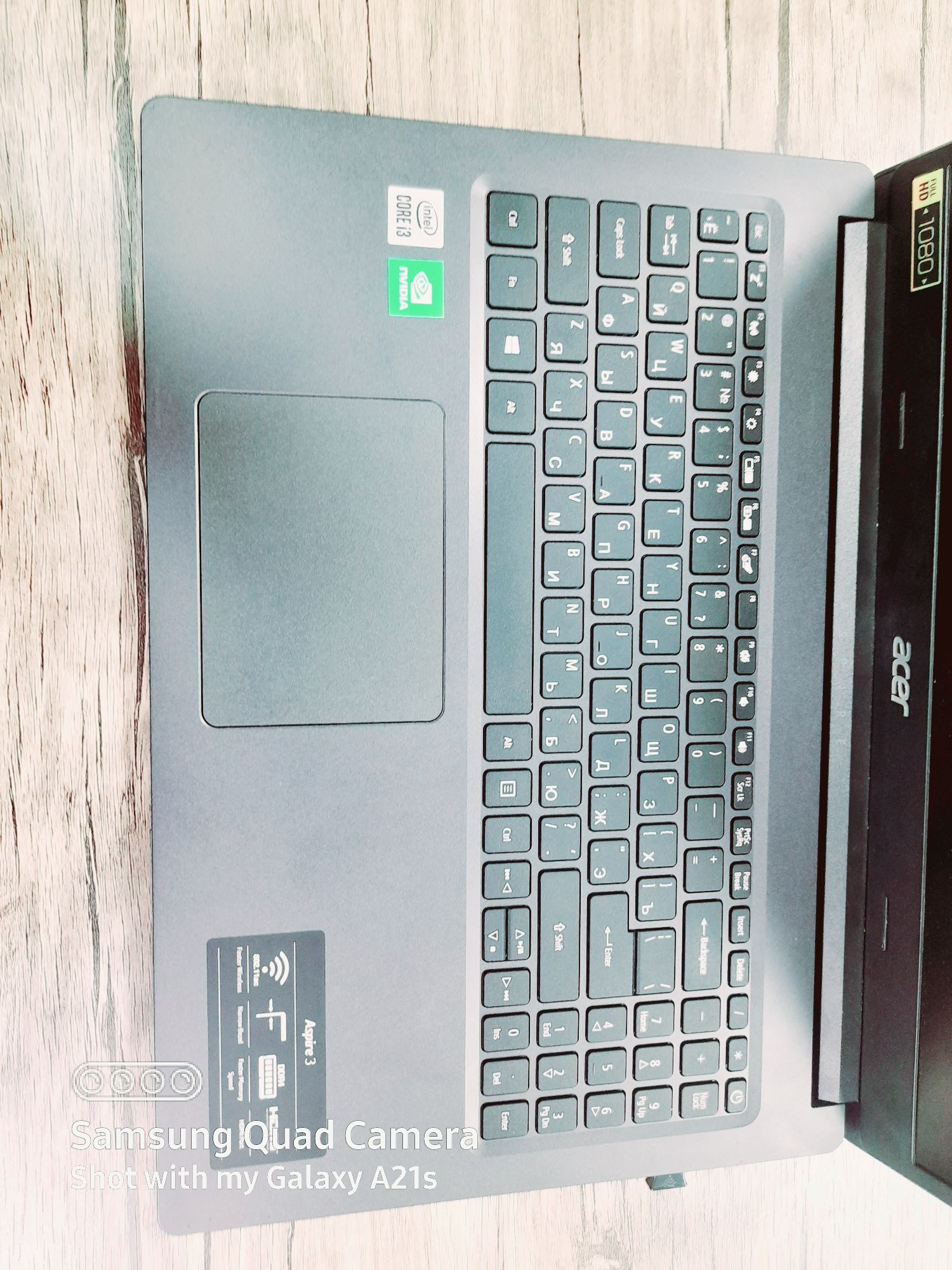 Acer notebook i3 10 256 ssd