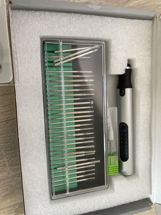 Stilou pentru unghii