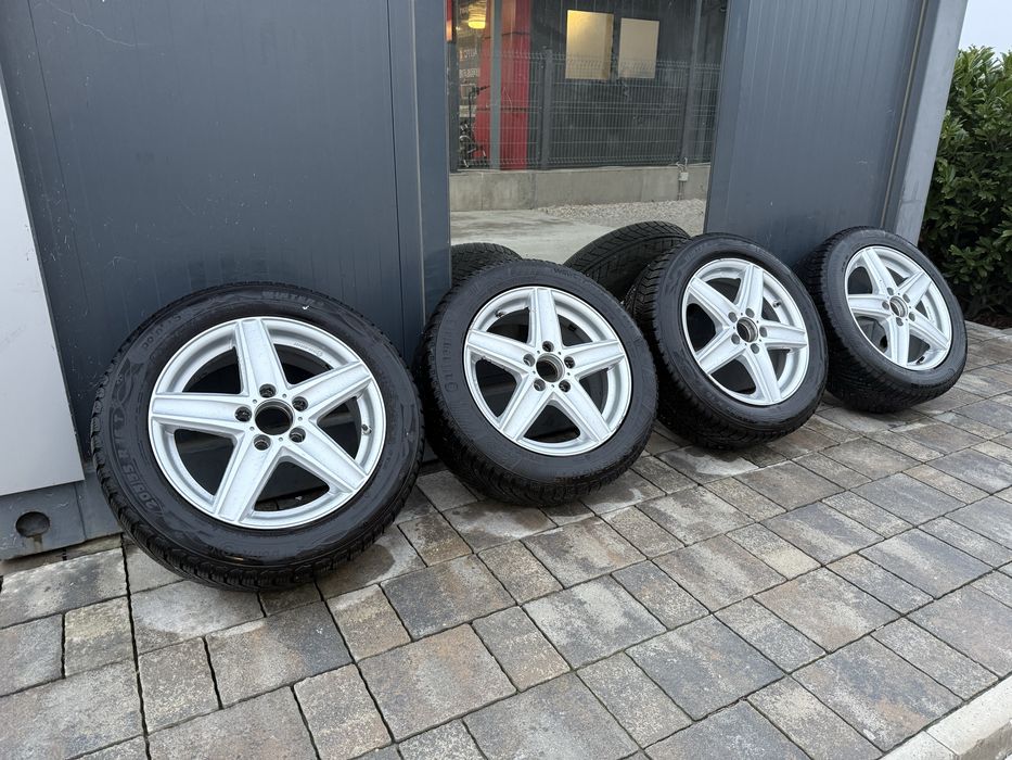 Continental 5/112 Зимни 205/55/16 Дот 33/22г оригинални 450лв