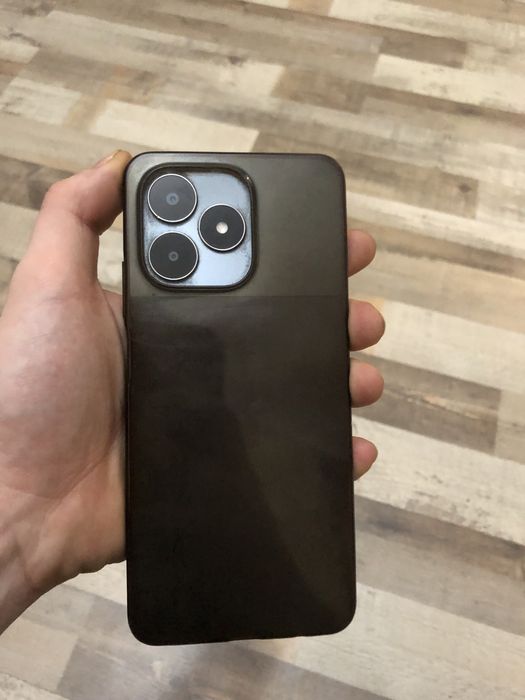 Realmi Realmi Realmi