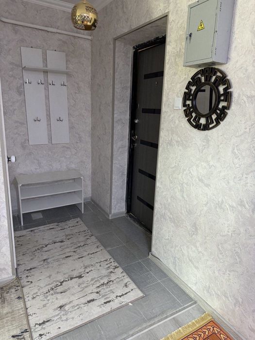 Продаю с ремонтом 1/1/5 на Лисуново 4, возможно под нежилое!