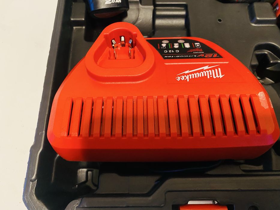 Milwaukee filetanta M12 FPD 2