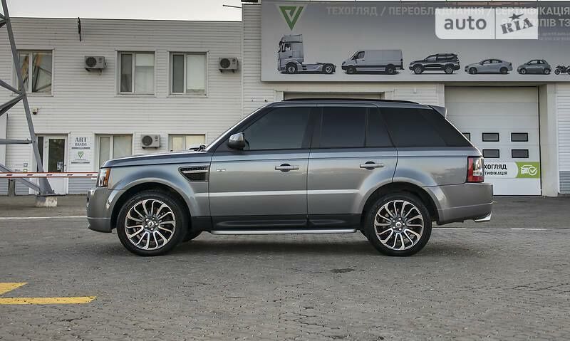 Продам оригинал коврики на Range Rover