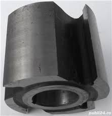 Cu dinti drepti diferite marimi faltuit