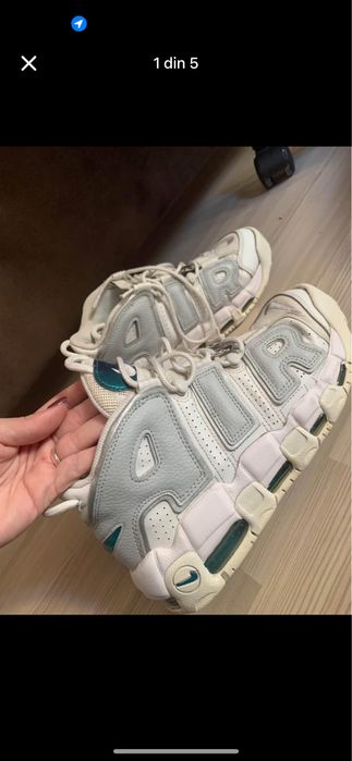 Uptempo nike air
