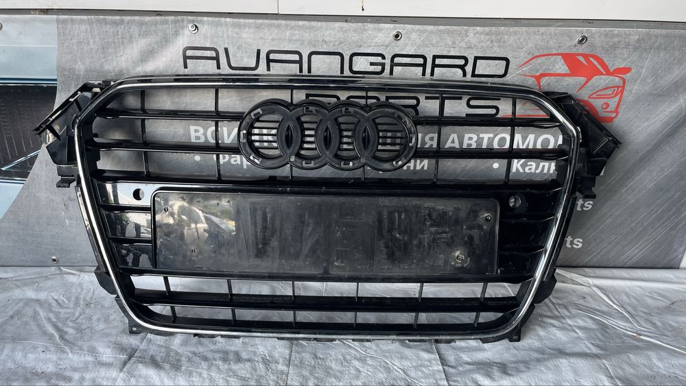 Предна решетка Audi A4 B8.5 Facelift