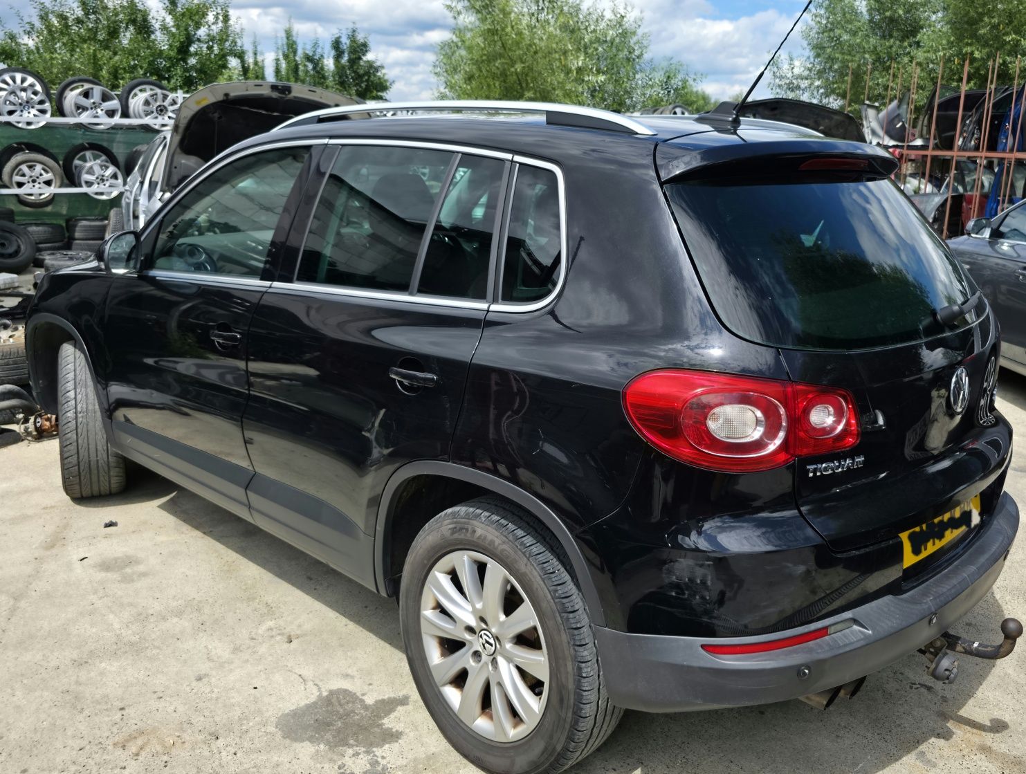 Dezmembrez Tiguan 2011 CFFB LC9X Bixenon Carlig 4x4 Navi