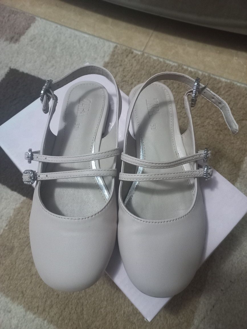 Pantofi ZARA, măsura 31