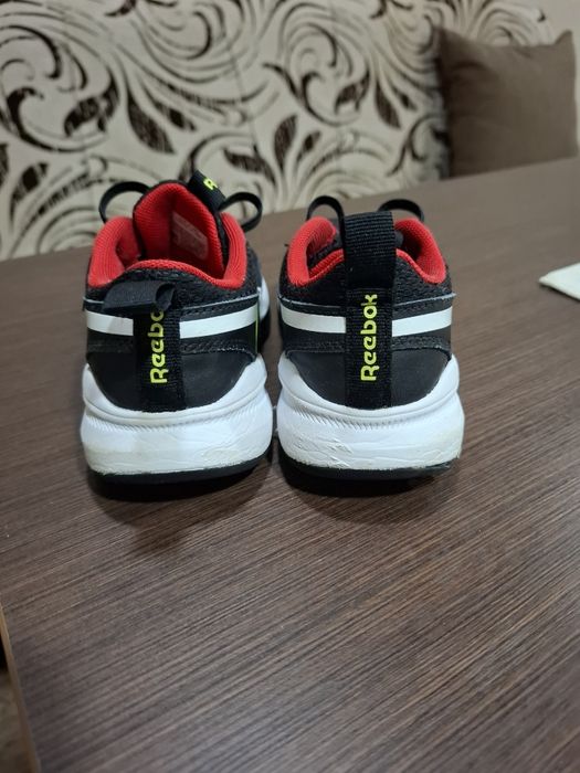 Детски маратонки REEBOK