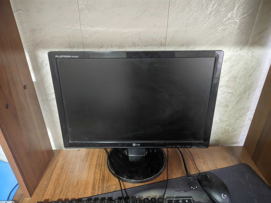 Монитор компьютерный