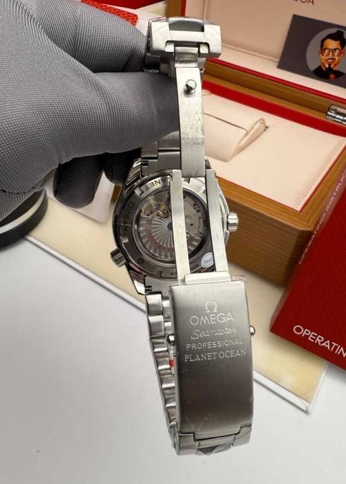 omega seamaster planetocean сребристо / оранжево