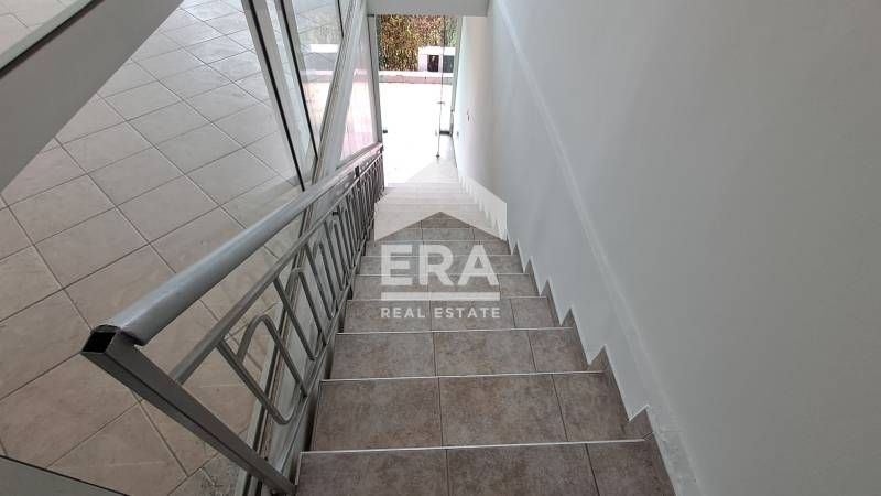 Дава се под наем Магазин в Варна, Лятно кино Тракия - 116 кв.м за 1275 € - Снимка #5