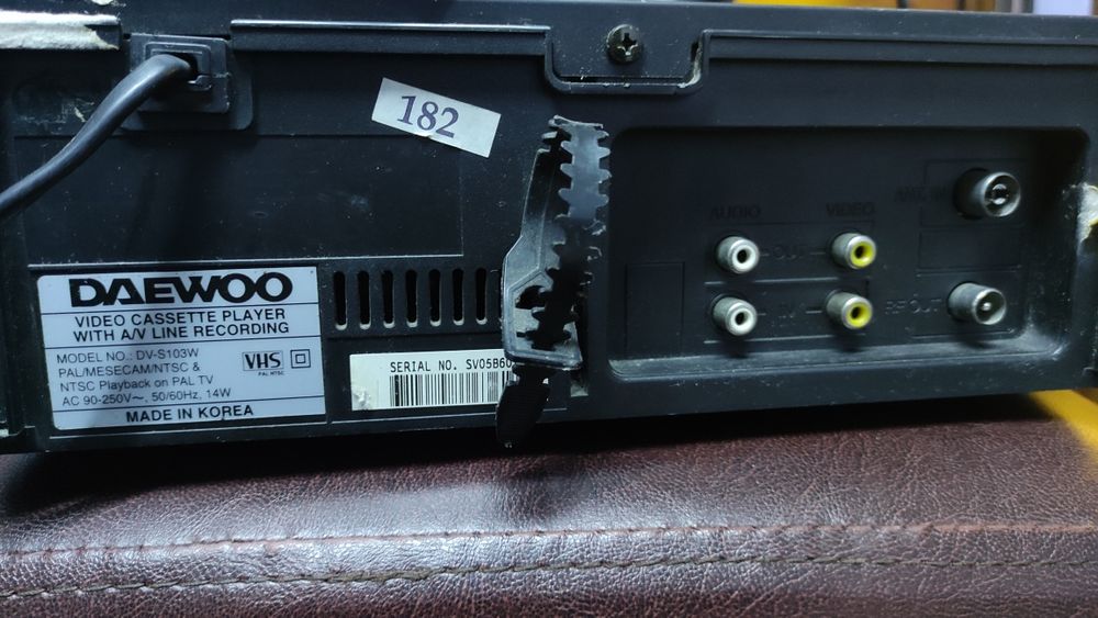 Daewoo. Video cassette Player