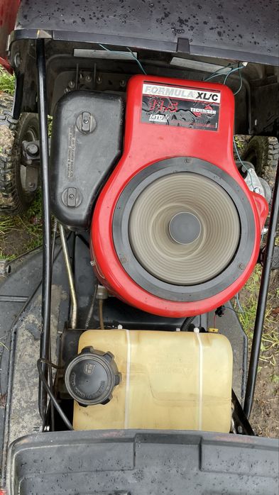 Tractoras Gazon MTD + plug de zapada