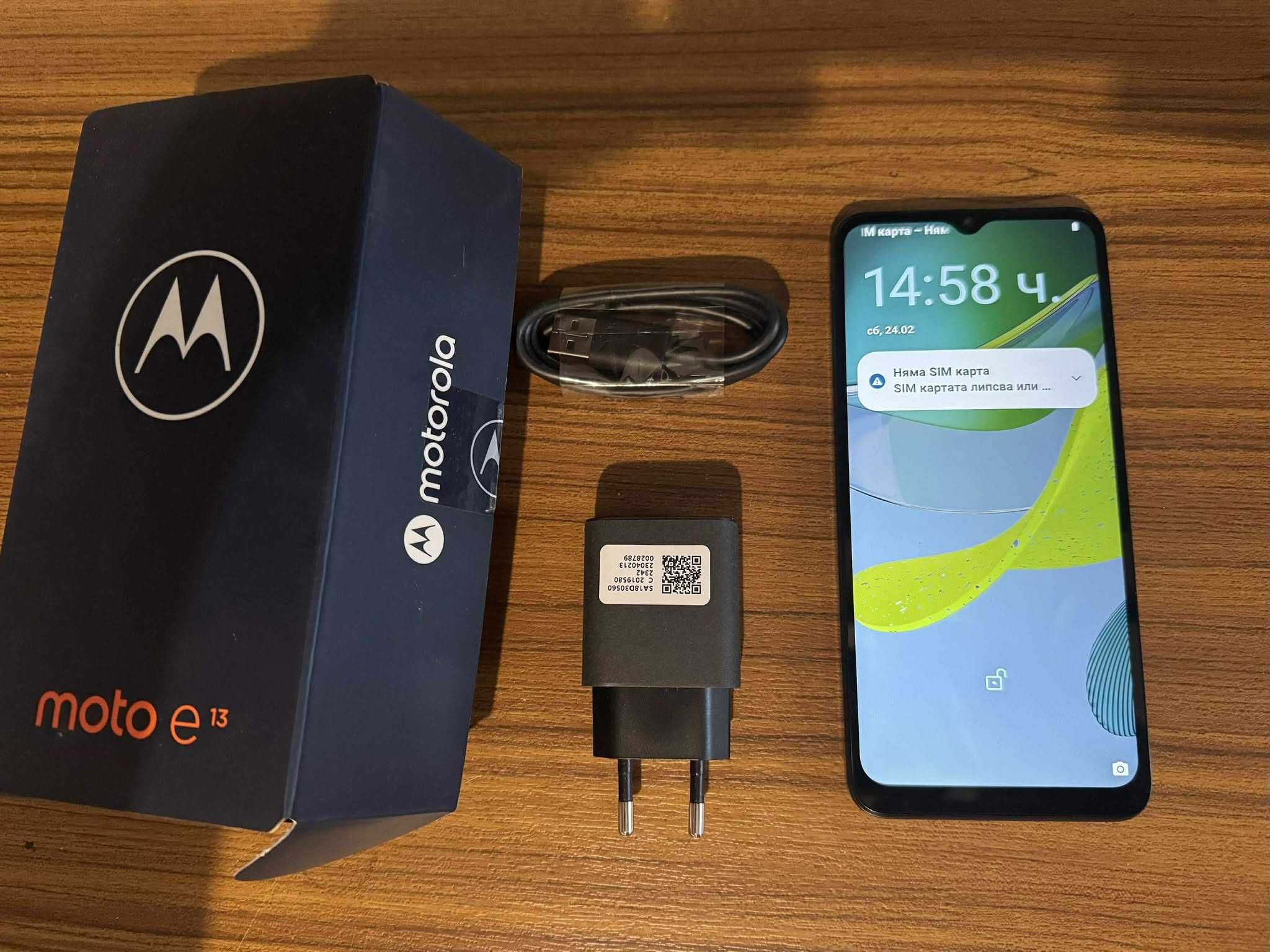 Чисто НОВ! Motorola moto E13