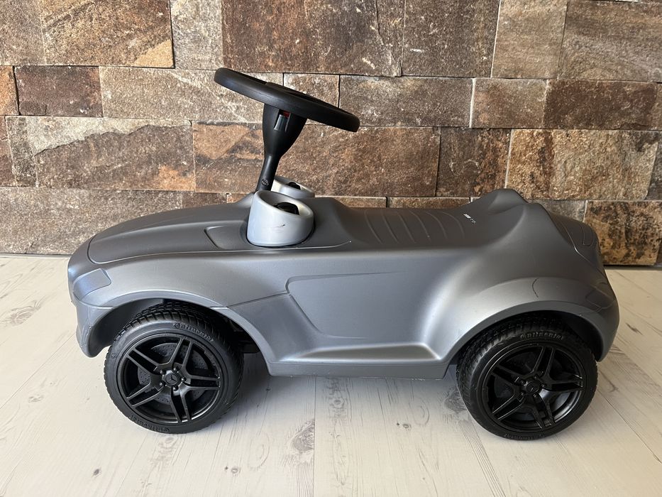 Детска кола за бутане