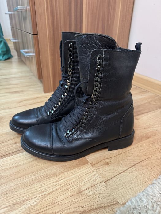 Черни боти от естествена кожа на Paolo Botticelli