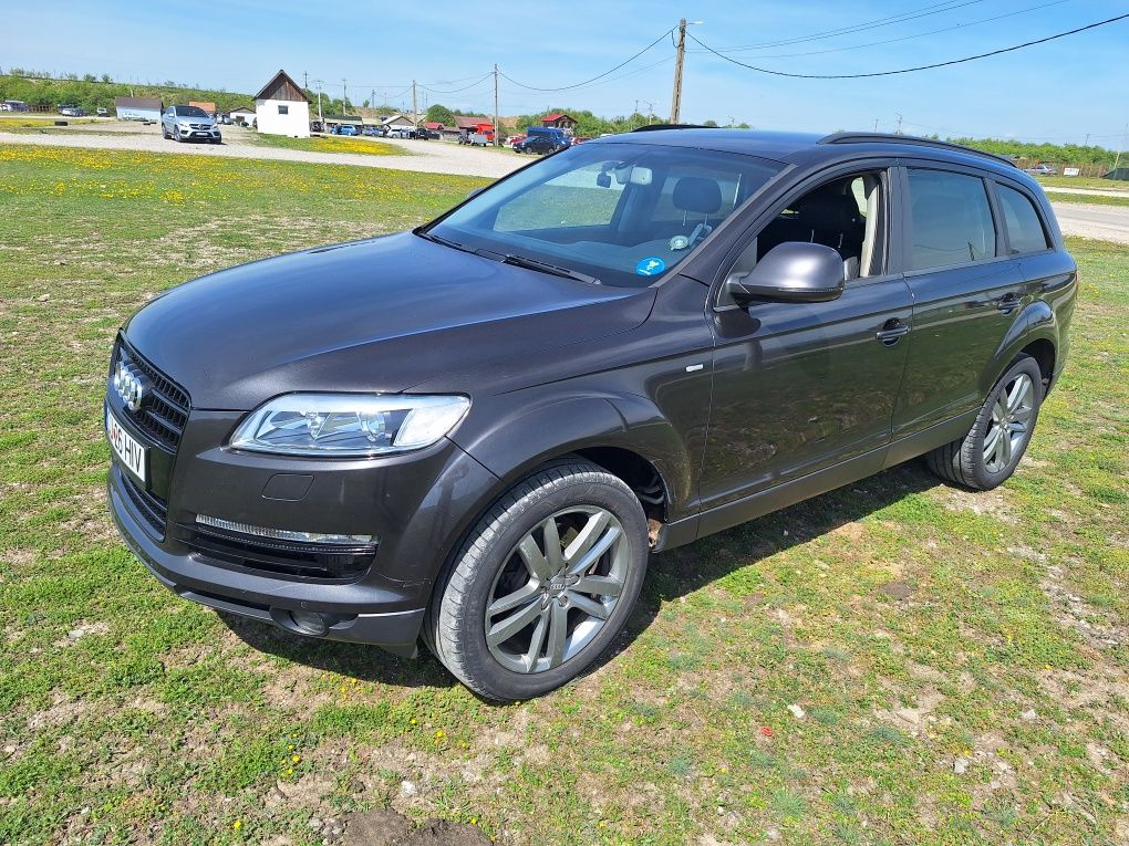 Audi Q7 an 2007 motor 3.0 , carte , talon , momentan fără fiscal.