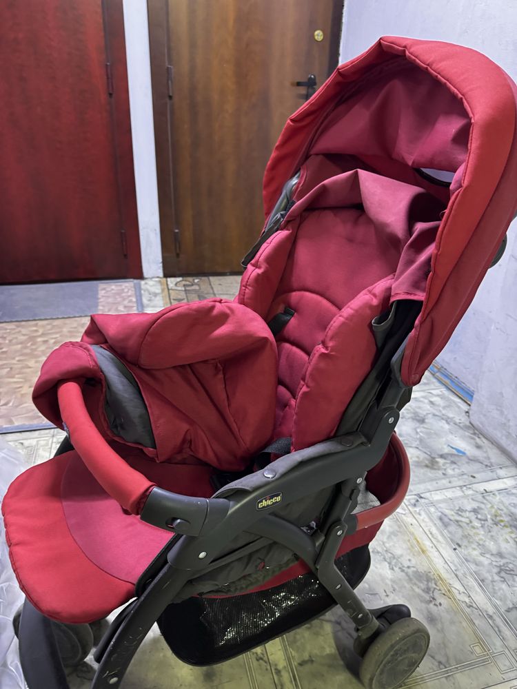 Коляска прогулочная Chicco