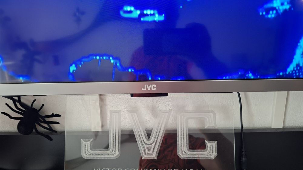 Televizor Smart JVC 165cm model LT 65VU93, in stare perfecta