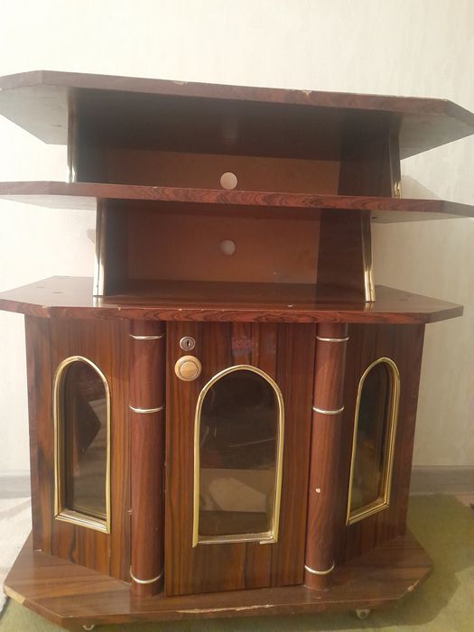 Подставка шкаф сатылады 11 мың теңге