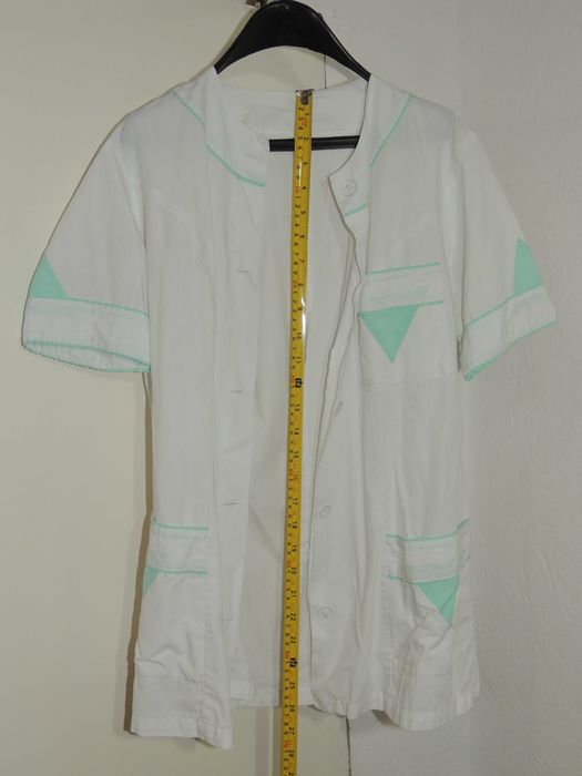 Български дамски колан на ART-93 .  Манта за медицинска сестра