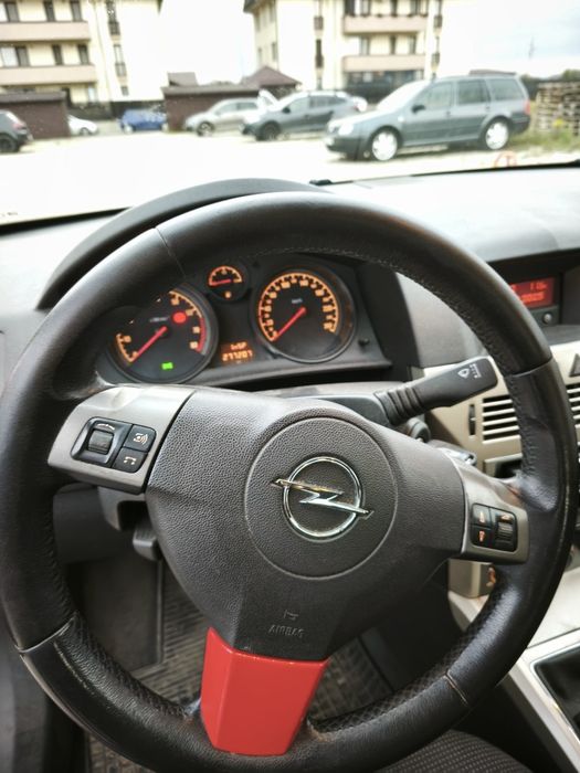 Vând Opel Astra H GTC
