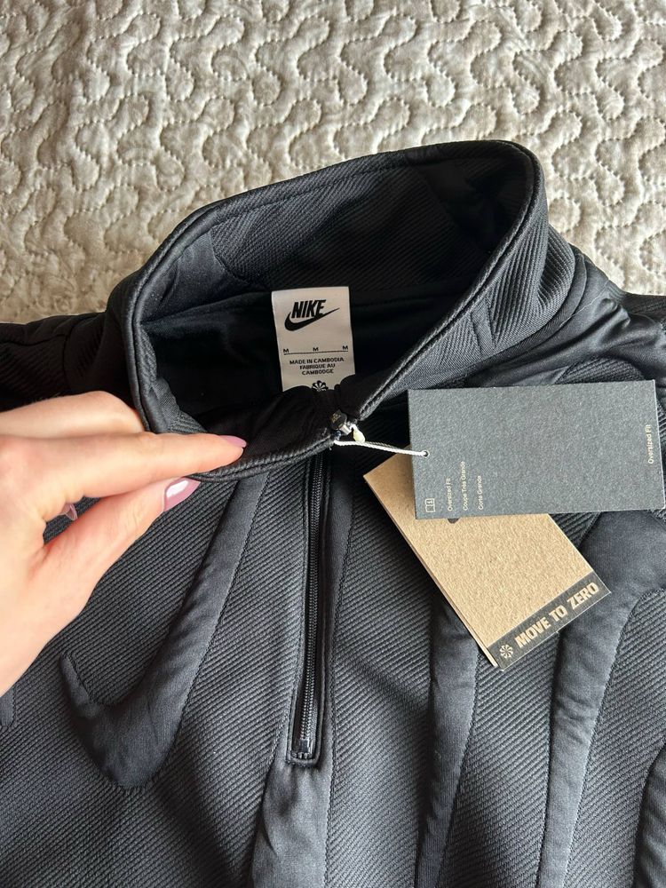 Дамски Суичър Nike Sportswear чисто нов