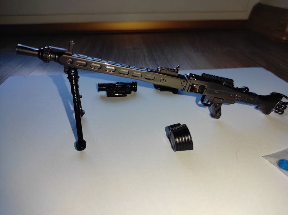 МГ 34 метален модел