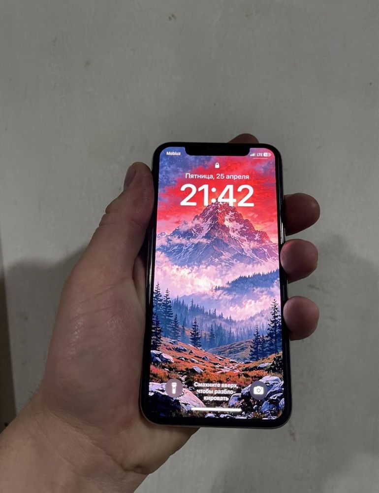 iPhone Xs ideal holatda