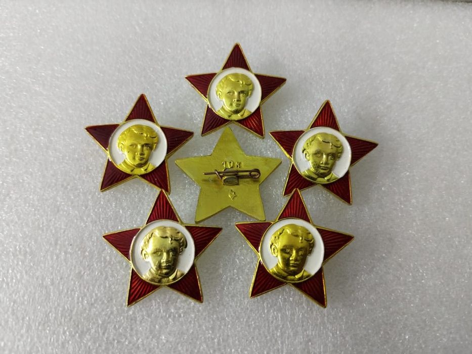 Значки Октябренок, новые СССР.