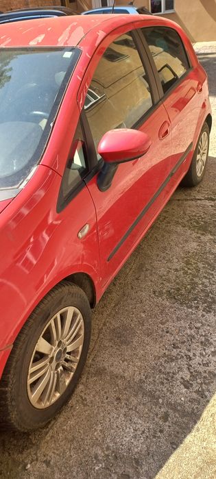 Vînd fiat punto pt. Dezmembrari etc.