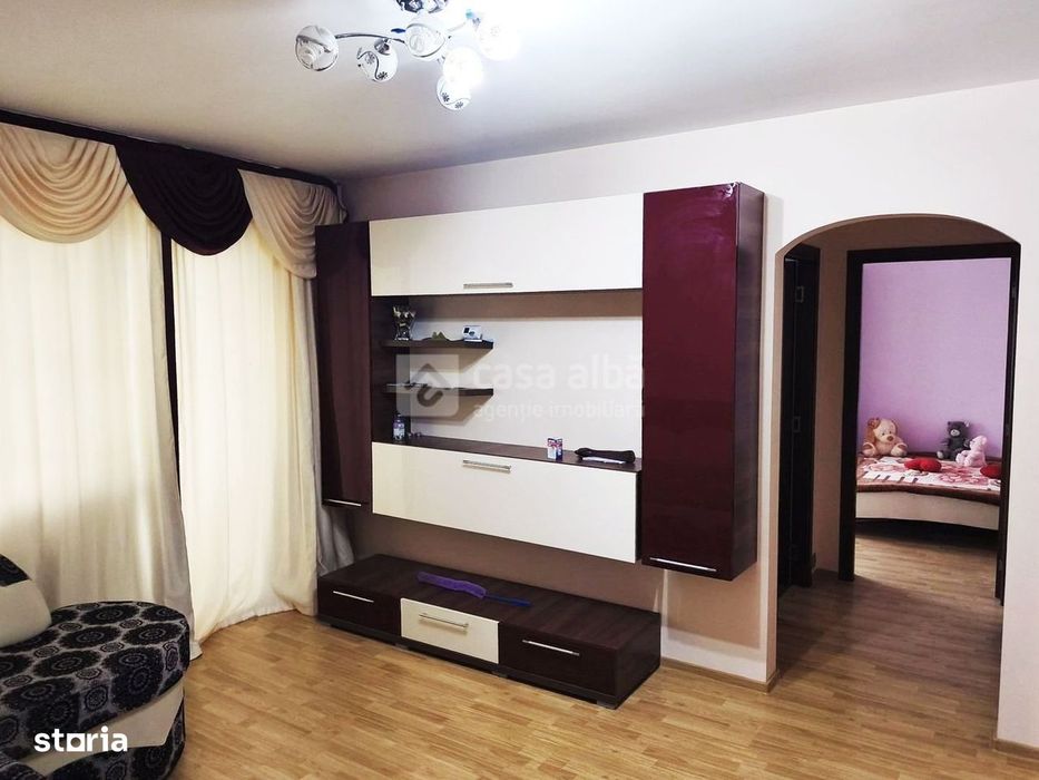 Cantemir | 2 camere spatios | etaj 1 | balcon generos