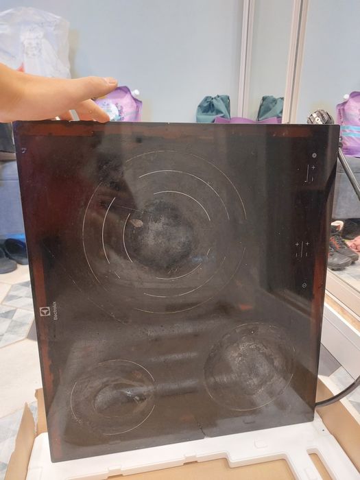 Варочная поверхность Electrolux EHF6232IOK